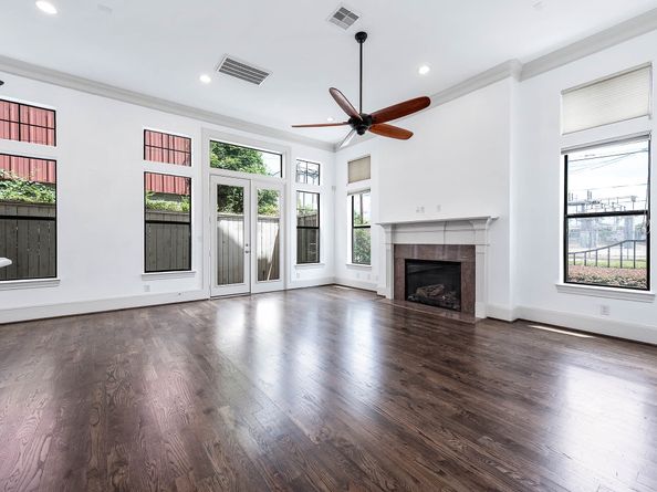 1224 Saint Charles Street, Houston TX 77003