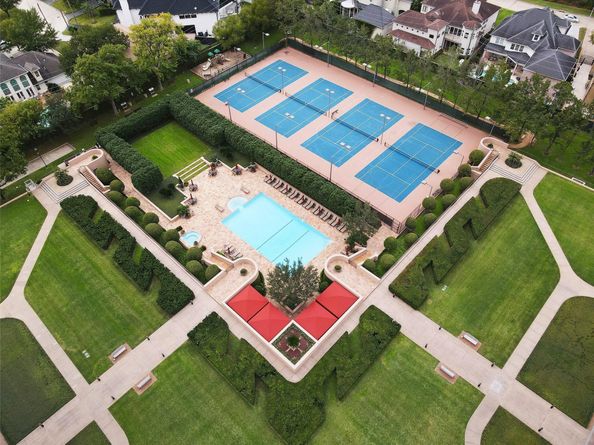 5110 San Felipe 364, Houston TX 77056