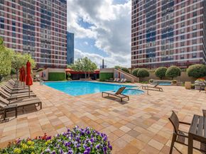 5110 San Felipe 364, Houston TX 77056
