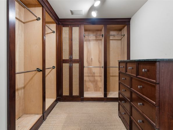 5110 San Felipe 364, Houston TX 77056
