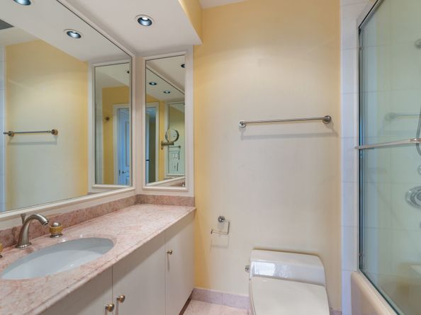 5110 San Felipe 364, Houston TX 77056