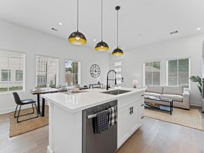 330 Neyland Street, Houston TX 77022