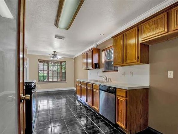 12027 Thornburg Lane, Houston TX 77067
