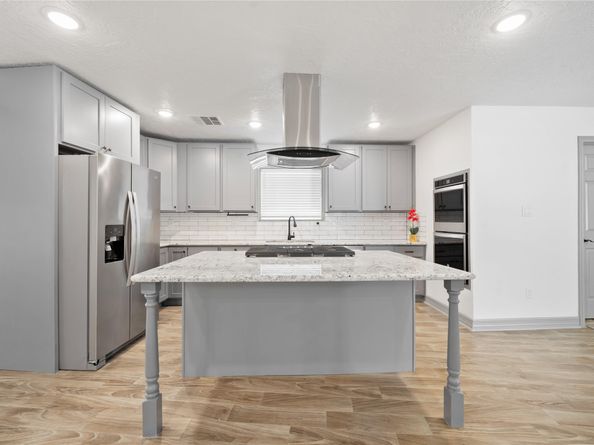 10011 Cliffwood Drive, Houston TX 77035
