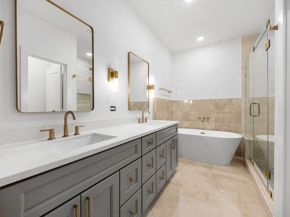 5014 Golden Forest Drive, Houston TX 77091