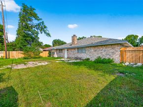 3915 Black Locust Drive, Houston TX 77088