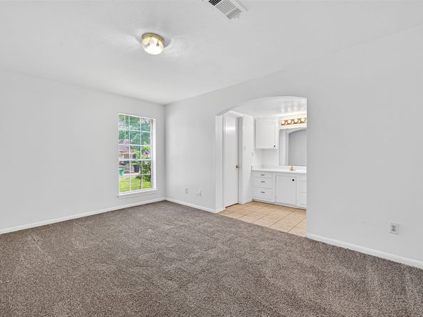 3915 Black Locust Drive, Houston TX 77088