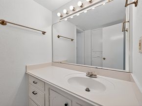 3915 Black Locust Drive, Houston TX 77088