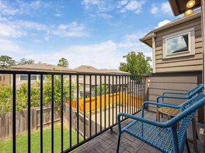 1817 Agoura Hills Dr, Houston TX 77080