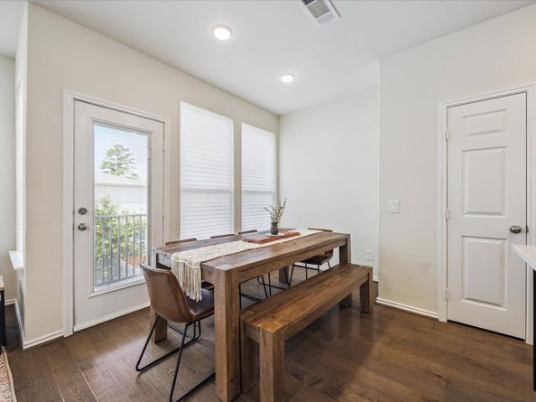 1817 Agoura Hills Dr, Houston TX 77080