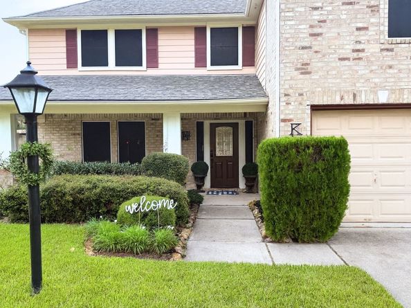 27116 Monarch Woods Drive, Kingwood TX 77339