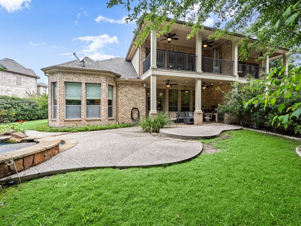 114 S Knights Crossing Drive, The Woodlands TX 77382