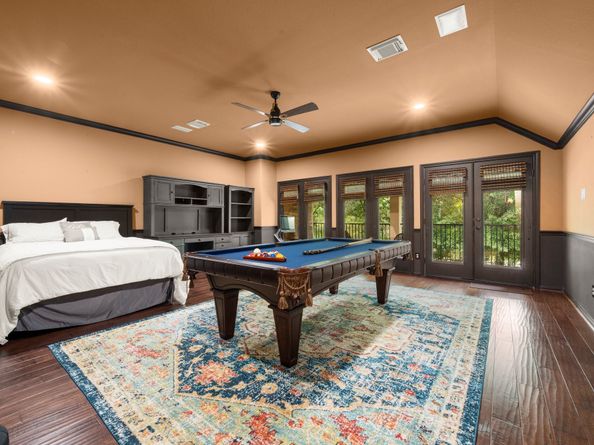 114 S Knights Crossing Drive, The Woodlands TX 77382