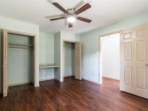 5402 Sheraton Oaks Drive, Houston TX 77091