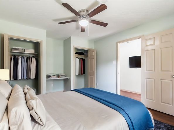 5402 Sheraton Oaks Drive, Houston TX 77091