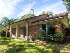 5402 Sheraton Oaks Drive, Houston TX 77091