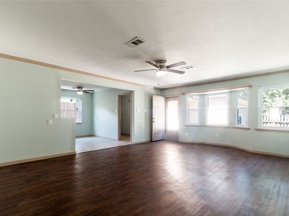 5402 Sheraton Oaks Drive, Houston TX 77091