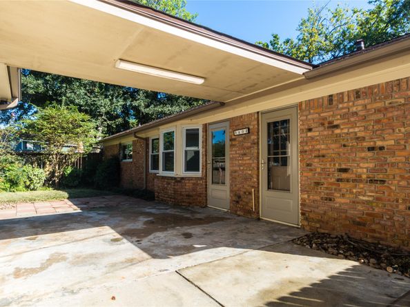 5402 Sheraton Oaks Drive, Houston TX 77091
