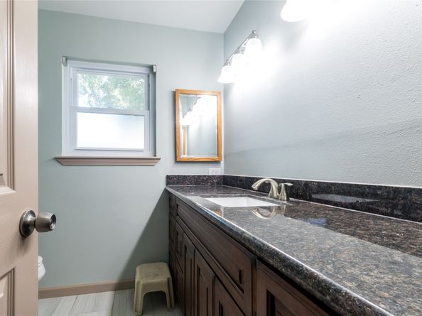 5402 Sheraton Oaks Drive, Houston TX 77091