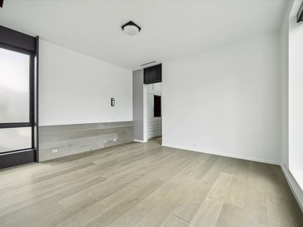 1531 Milford Street, Houston TX 77006