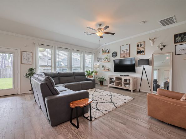16886 Ramsay Cascades Drive, Humble TX 77346