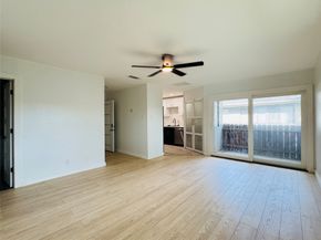 909 Silber Road 11, Houston TX 77024