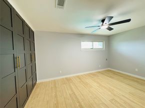 909 Silber Road 11, Houston TX 77024