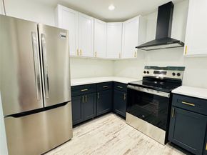 909 Silber Road 11, Houston TX 77024