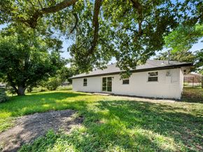 5102 Tavenor Lane, Houston TX 77048
