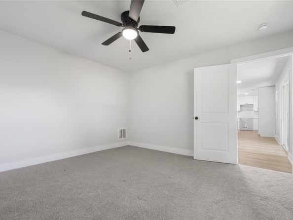 5102 Tavenor Lane, Houston TX 77048