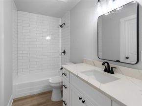 5102 Tavenor Lane, Houston TX 77048