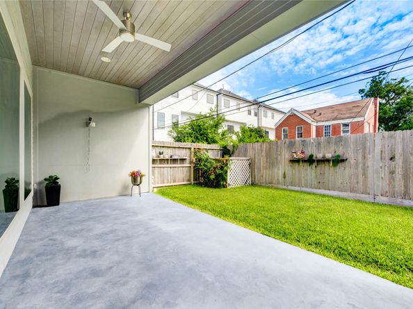 1919 Rosewood Street, Houston TX 77004