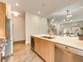 1919 Rosewood Street, Houston TX 77004