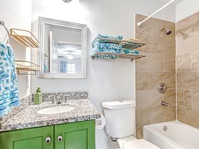 7711 Avenue L, Houston TX 77012
