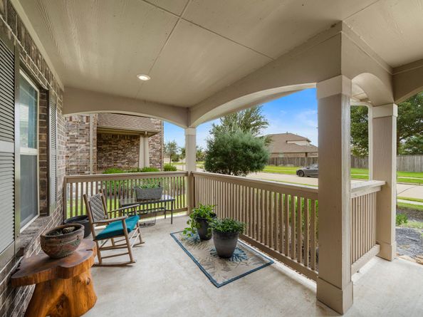 20311 Creekdale Bend Drive, Cypress TX 77433