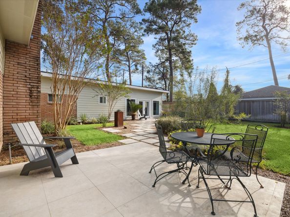 1706 Imperial Crown Drive, Houston TX 77043