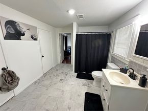4564 Dunnam Road, Houston TX 77365