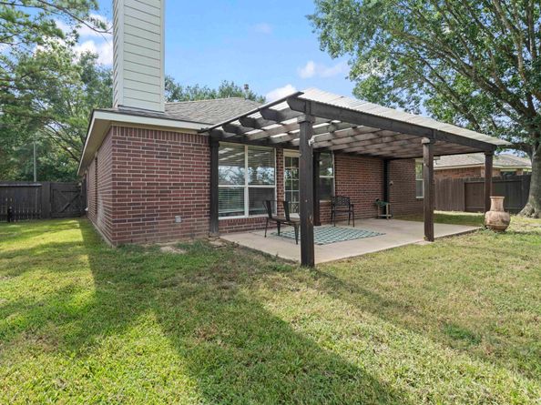 2402 Deerfield Drive, Katy TX 77493