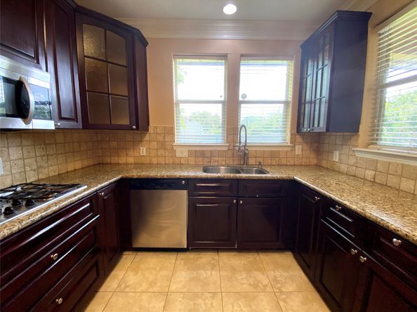 12122 Ross Road, Houston TX 77034