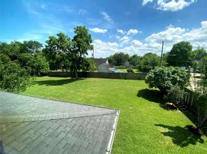 12122 Ross Road, Houston TX 77034