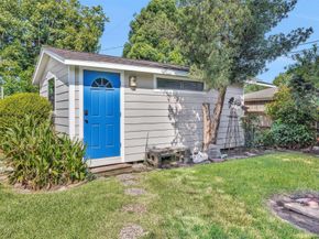 1102 Mosher Lane, Houston TX 77088