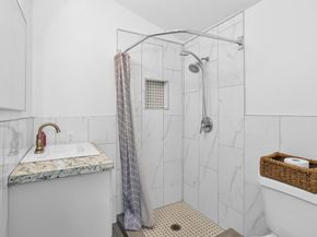 1102 Mosher Lane, Houston TX 77088