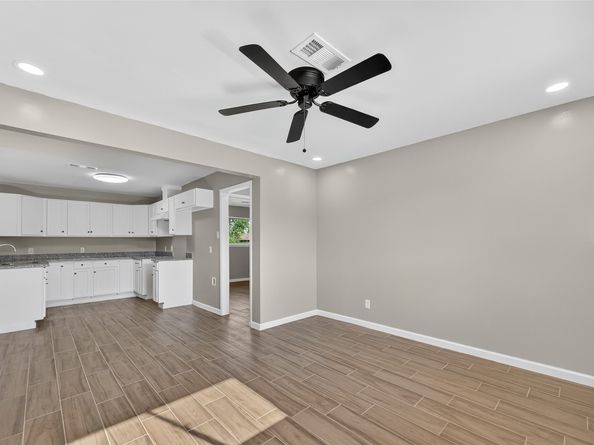 5126 Denoron Drive, Houston TX 77048