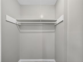 5126 Denoron Drive, Houston TX 77048