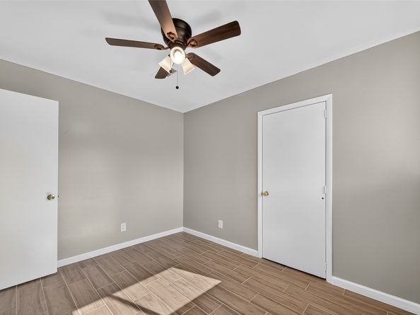 5126 Denoron Drive, Houston TX 77048