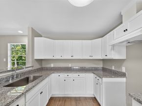 5126 Denoron Drive, Houston TX 77048