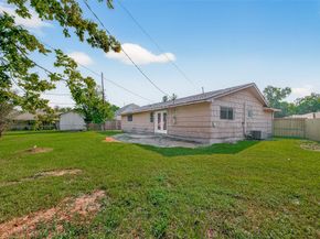 5126 Denoron Drive, Houston TX 77048