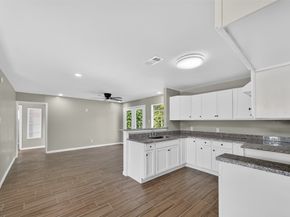 5126 Denoron Drive, Houston TX 77048
