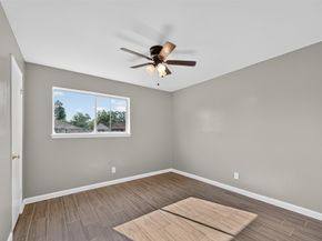 5126 Denoron Drive, Houston TX 77048