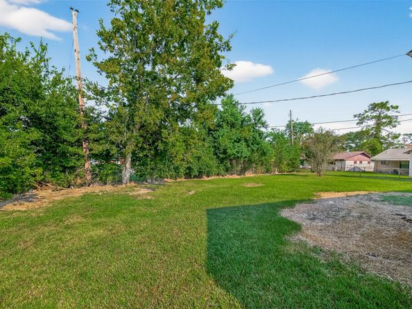 5126 Denoron Drive, Houston TX 77048